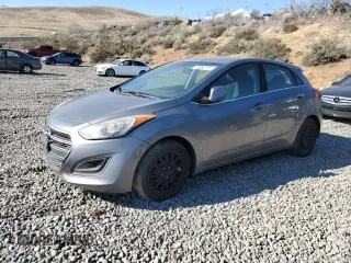 2017 Hyundai Elantra z VIN KMHD35LH5HU366088, wystawiony jako Copart lot #50890775 z przebiegiem 120 089 mil mil oraz Szkoda całkowita • Salvage title. Historia ofert i sprzedaży dostępna na DreamBid. Obrazek 1.