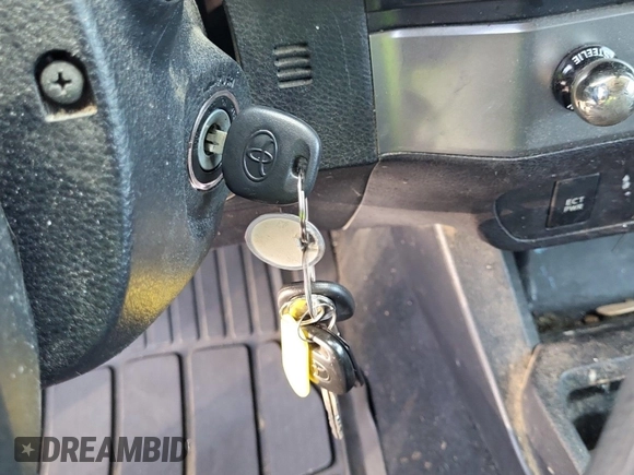 2019 Toyota Tacoma SR with VIN 5TFRX5GN1KX143485, listed as a IAAI auction lot 42763045 with 90,847 mi miles and . Bid and sale history available at DreamBid. Image 16.