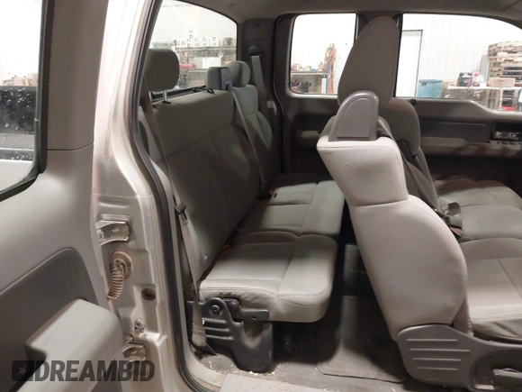 2007 Ford F-150 XLT с VIN 1FTPX14V77FA61813, выставлен на аукционе IAAI как лот 42034381 с пробегом 196 245 миль миль и . История ставок и продаж доступна на DreamBid. Изображение 8.