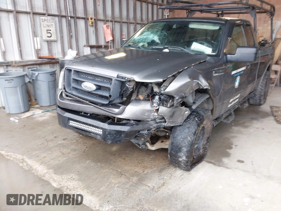 2004 Ford F-150 XLT with VIN 1FTPX14554NA04625, listed as a IAAI auction lot 42077134 with 338,871 mi miles and . Bid and sale history available at DreamBid. Image 2.