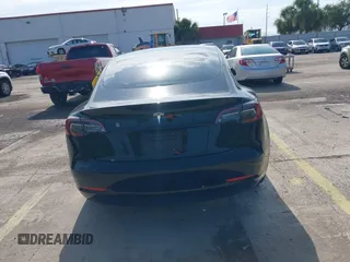 2023 Tesla Model 3 с VIN 5YJ3E1EA0PF589066, выставлен на аукционе IAAI как лот 42508495 с пробегом Не указан миль и . История ставок и продаж доступна на DreamBid. Изображение 17.