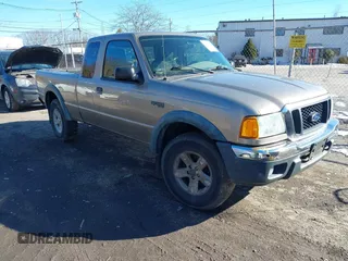 2004 Ford Ranger XL Fleet with VIN 1FTZR45E24TA03611, listed as a IAAI auction lot 41393675 with 251,392 mi miles. Bid and sale history available at carsss.com. Image 1.