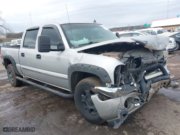 2006 GMC Sierra 1500 SLT with VIN 2GTEK13T461140044, listed as a IAAI auction lot 41590434 with 242,317 mi miles. Bid and sale history available at carsss.com. Image 14.