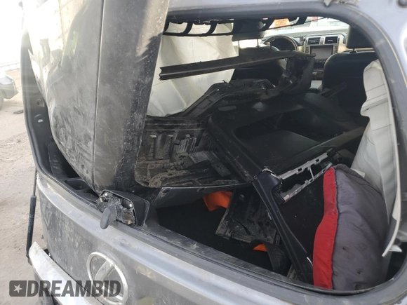2018 Lexus GX 460 z VIN JTJBM7FX5J5210220, wystawiony jako Copart lot #48803605 z przebiegiem Nie podano mil oraz Szkoda całkowita • Salvage title. Historia ofert i sprzedaży dostępna na DreamBid. Obrazek 14.