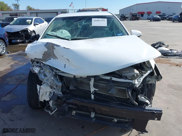 2012 Toyota Camry Hybrid XLE with VIN 4T1BD1FK8CU042730, listed as a IAAI auction lot 41803259 with 172,202 mi miles. Bid and sale history available at carsss.com. Image 6.