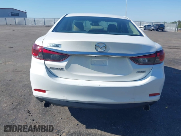 2014 Mazda 6 i Sport with VIN JM1GJ1U58E1105376, listed as a IAAI auction lot 42024402 with 124,233 mi miles. Bid and sale history available at carsss.com. Image 16.