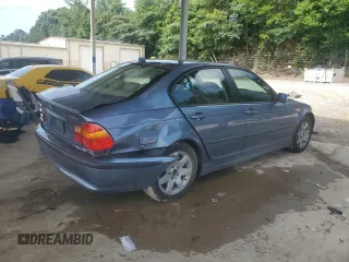 2005 BMW 3 Series 325i with VIN WBAEV33415KX10041, listed as a Copart auction lot 61673545 with 117,294 mi miles and Salvage title. Bid and sale history available at DreamBid. Image 3.