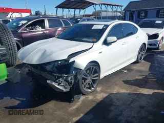2018 Acura TLX w/A-SPEC Pkg with VIN 19UUB2F62JA008455, listed as a IAAI auction lot 41421336 with 1 mi miles. Bid and sale history available at carsss.com. Image 18.