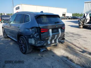 2023 BMW X3 sDrive30i z VIN 5UX43DP00P9S59680, wystawiony jako IAAI lot #42018453 z przebiegiem Nie podano mil oraz . Historia ofert i sprzedaży dostępna na DreamBid. Obrazek 6.