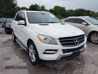 2012 Mercedes-Benz M with VIN 4JGDA5HB7CA034478, listed as a IAAI auction lot 42158995 with 170,942 mi miles. Bid and sale history available at carsss.com. Image 1.