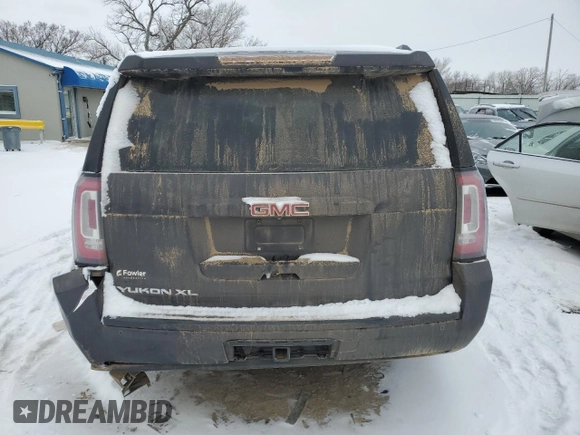 2017 GMC Yukon XL SLT with VIN 1GKS2GKC7HR193472, listed as a Copart auction lot 45118215 with 226,640 mi miles and Salvage Title. Bid and sale history available at carsss.com. Image 6.