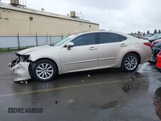 2014 Lexus ES 350 with VIN JTHBK1GG7E2105544, listed as a IAAI auction lot 41731416 with 101,483 mi miles. Bid and sale history available at carsss.com. Image 15.