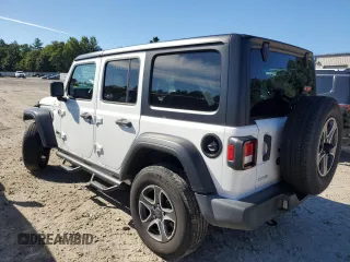 2022 Jeep Wrangler Unlimited High Tide with VIN 1C4HJXDG9NW132131, listed as a Copart auction lot 69314354 with 33,711 mi miles and Salvage Title. Bid and sale history available at DreamBid. Image 2.