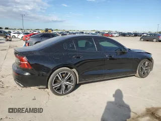 2019 Volvo S60 R-Design with VIN 7JRA22TMXKG014041, listed as a Copart auction lot 48345394 with 42,319 mi miles and Salvage Title. Bid and sale history available at carsss.com. Image 3.