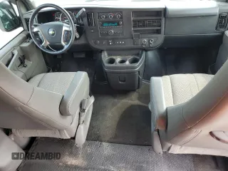 2018 Chevrolet Express Passenger LT with VIN 1GAZGPFPXJ1234733, listed as a Copart auction lot 59728105 with 92,513 mi miles and Salvage title. Bid and sale history available at DreamBid. Image 8.