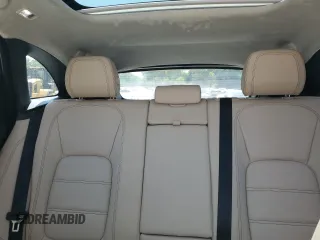 2020 Jaguar F-Pace 25t Prestige z VIN SADCK2FX1LA630796, wystawiony jako Copart lot #62261985 z przebiegiem 13 431 mil mil oraz Szkoda całkowita • Salvage title. Historia ofert i sprzedaży dostępna na DreamBid. Obrazek 10.