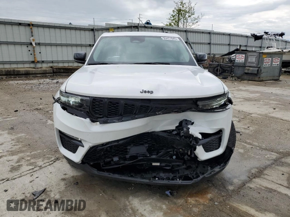 2024 Jeep Grand Cherokee Limited with VIN 1C4RJHBG2RC704502, listed as a Copart auction lot 55477845 with 8,144 mi miles and Salvage title. Bid and sale history available at DreamBid. Image 5.