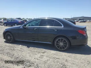 2019 Mercedes-Benz C 300 с VIN 55SWF8DB7KU308837, выставлен на аукционе Copart как лот 57505405 с пробегом 71 003 миль миль и Списание • Salvage title. История ставок и продаж доступна на DreamBid. Изображение 2.