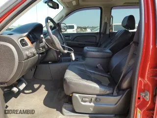 2008 Chevrolet Avalanche LTZ with VIN 3GNFK123X8G181138, listed as a Copart auction lot 70577774 with 135,290 mi miles and Salvage Title. Bid and sale history available at carsss.com. Image 7.