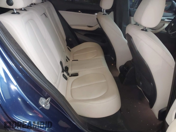 2018 BMW X2 sDrive28i z VIN WBXYJ3C32JEJ89720, wystawiony jako IAAI lot #42084636 z przebiegiem 102 269 mil mil oraz . Historia ofert i sprzedaży dostępna na DreamBid. Obrazek 8.