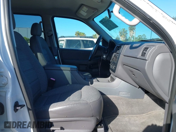 2003 Ford Explorer XLS z VIN 1FMZU72K03ZA26581, wystawiony jako IAAI lot #42293777 z przebiegiem 111 291 mil mil oraz . Historia ofert i sprzedaży dostępna na DreamBid. Obrazek 5.