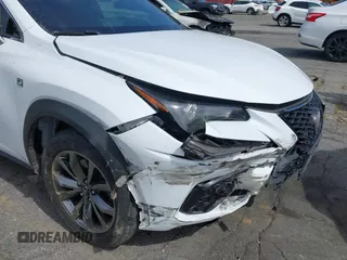 2018 Lexus NX 300 z VIN JTJYARBZ9J2085200, wystawiony jako IAAI lot #42234205 z przebiegiem 135 352 mil mil oraz . Historia ofert i sprzedaży dostępna na DreamBid. Obrazek 19.