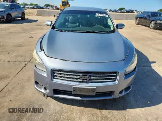 2011 Nissan Maxima SV z VIN 1N4AA5AP2BC816905, wystawiony jako Copart lot #61085245 z przebiegiem 174 892 mil mil oraz Szkoda całkowita • Salvage title. Historia ofert i sprzedaży dostępna na DreamBid. Obrazek 5.
