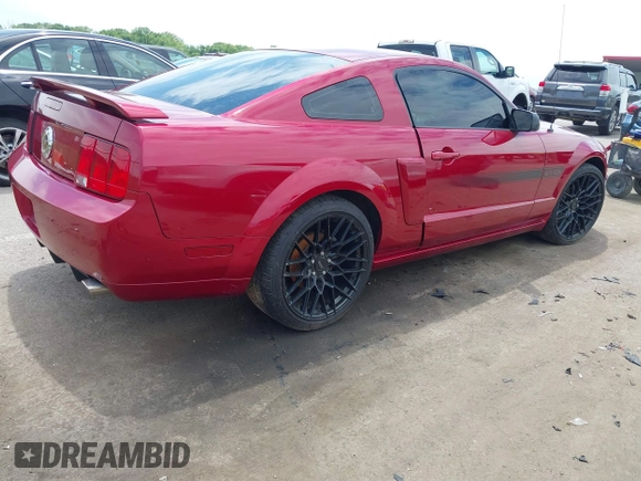2007 Ford Mustang GT Deluxe с VIN 1ZVFT82H075198785, выставлен на аукционе IAAI как лот 42349870 с пробегом 42 229 миль миль и . История ставок и продаж доступна на DreamBid. Изображение 4.