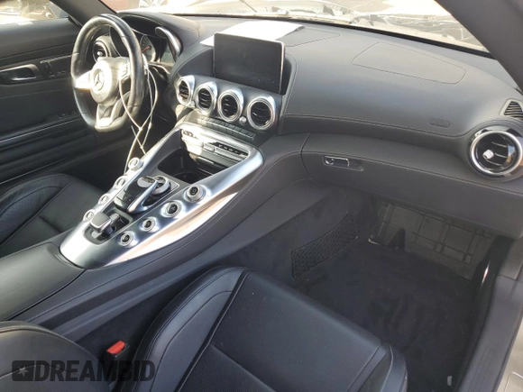 2018 Mercedes-Benz AMG GT AMG GT z VIN WDDYK7HA5JA018630, wystawiony jako Copart lot #67738304 z przebiegiem Nie podano mil oraz Czysty tytuł • Clean title. Historia ofert i sprzedaży dostępna na DreamBid. Obrazek 8.