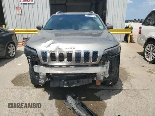 2019 Jeep Cherokee Latitude with VIN 1C4PJMCX4KD107222, listed as a Copart auction lot 61497275 with 156,805 mi miles and Salvage title. Bid and sale history available at DreamBid. Image 5.