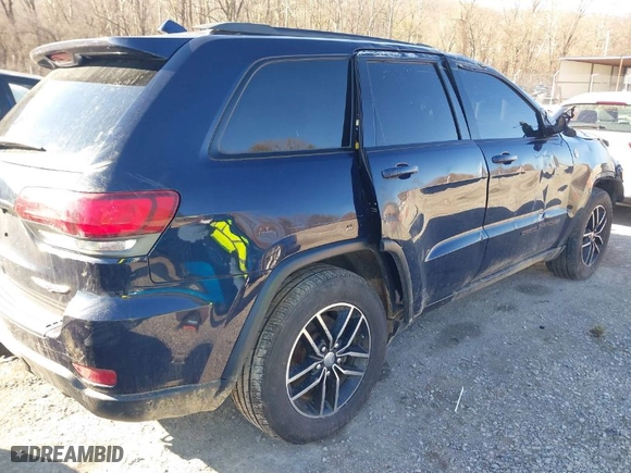 2018 Jeep Grand Cherokee Trailhawk with VIN 1C4RJFLG2JC399218, listed as a IAAI auction lot 41650359 with NaN miles. Bid and sale history available at carsss.com. Image 4.