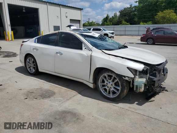 2010 Nissan Maxima SV z VIN 1N4AA5AP3AC836921, wystawiony jako Copart lot #52518935 z przebiegiem 185 841 mil mil oraz Szkoda całkowita • Salvage title. Historia ofert i sprzedaży dostępna na DreamBid. Obrazek 4.