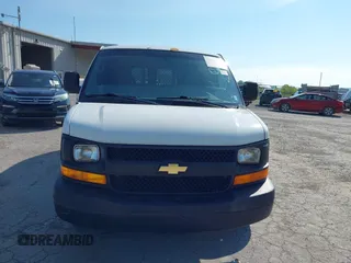 2009 Chevrolet Express Cargo with VIN 1GCFG154691155652, listed as a IAAI auction lot 42692824 with 40,430 mi miles and . Bid and sale history available at DreamBid. Image 12.