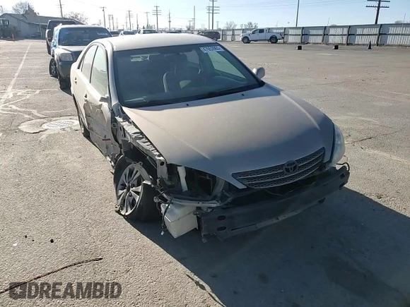 2004 Toyota Camry LE with VIN 4T1BF32K04U574101, listed as a Copart auction lot 47653965 with 0 mi miles and Salvage Title. Bid and sale history available at carsss.com. Image 10.
