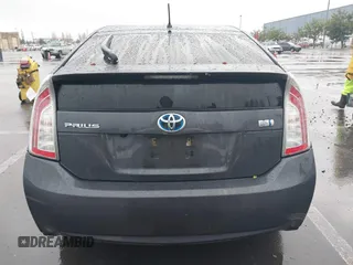 2013 Toyota Prius One with VIN JTDKN3DU2D5595628, listed as a IAAI auction lot 41208815 with 165,077 mi miles. Bid and sale history available at carsss.com. Image 16.
