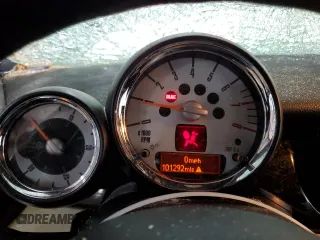 2013 MINI Convertible S with VIN WMWZP3C51DT297891, listed as a Copart auction lot 56745065 with 101,292 mi miles and Salvage title. Bid and sale history available at DreamBid. Image 9.