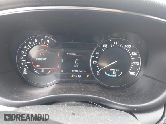2017 Lincoln MKC Reserve with VIN 5LMCJ3D98HUL54981, listed as a IAAI auction lot 41721206 with 82,318 mi miles. Bid and sale history available at carsss.com. Image 7.