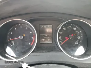 2015 Volkswagen Jetta SE with VIN 3VWD17AJ4FM305728, listed as a Copart auction lot 61911705 with 142,281 mi miles and Salvage title. Bid and sale history available at DreamBid. Image 9.
