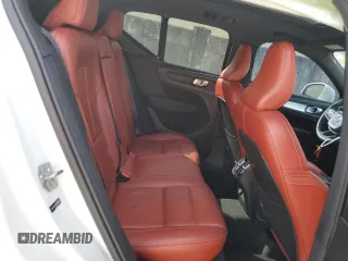 2019 Volvo XC40 Momentum z VIN YV4AC2HK8K2072999, wystawiony jako Copart lot #45344975 z przebiegiem 108 305 mil mil oraz Nie do naprawy • Non repairable. Historia ofert i sprzedaży dostępna na DreamBid. Obrazek 12.