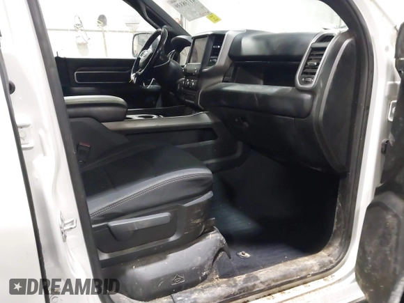 2022 Ram 2500 Big Horn with VIN 3C6UR5DJ4NG370966, listed as a IAAI auction lot 41738339 with 89,787 mi miles. Bid and sale history available at carsss.com. Image 5.