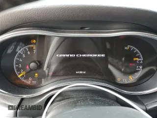 2020 Jeep Grand Cherokee Altitude with VIN 1C4RJFAG9LC225071, listed as a Copart auction lot 55834215 with 44,186 mi miles and Salvage title. Bid and sale history available at DreamBid. Image 9.
