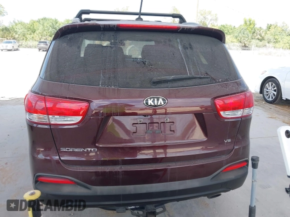 2016 Kia Sorento LX with VIN 5XYPGDA52GG139983, listed as a IAAI auction lot 42134996 with 120,259 mi miles. Bid and sale history available at carsss.com. Image 16.