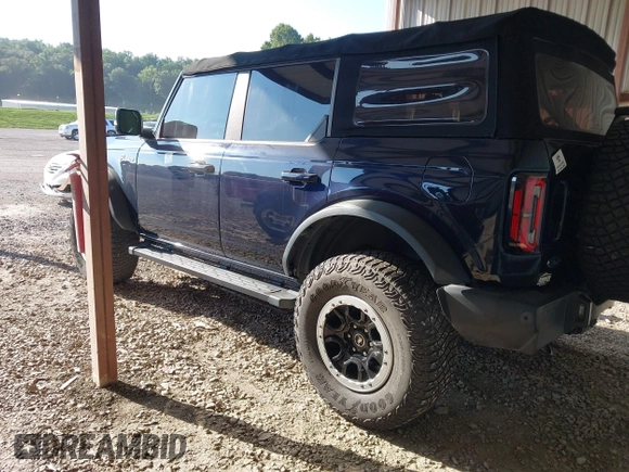 2021 Ford Bronco z VIN 1FMEE5DP2MLA89419, wystawiony jako IAAI lot #42846095 z przebiegiem 44 167 mil mil oraz . Historia ofert i sprzedaży dostępna na DreamBid. Obrazek 3.