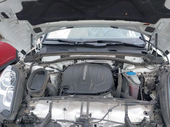 2018 Porsche Macan with VIN WP1AA2A54JLB20602, listed as a IAAI auction lot 41610622 with 65,358 mi miles. Bid and sale history available at carsss.com. Image 10.