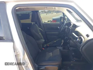 2020 Jeep Renegade Latitude with VIN ZACNJABB8LPL48552, listed as a IAAI auction lot 42470779 with 54,347 mi miles and . Bid and sale history available at DreamBid. Image 5.
