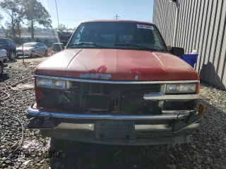1997 Chevrolet Suburban with VIN 1GNEC16R3VJ444006, listed as a Copart auction lot 83015934 with 355,854 mi miles and Salvage Title. Bid and sale history available at carsss.com. Image 5.