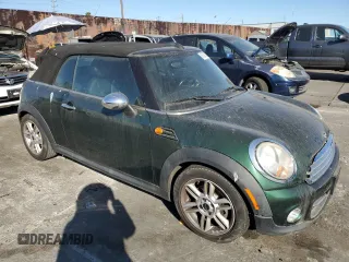 2011 MINI Convertible with VIN WMWZN3C59BTZ78447, listed as a Copart auction lot 87526775 with 114,665 mi miles and Clean title. Bid and sale history available at DreamBid. Image 4.