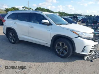 2018 Toyota Highlander Hybrid Limited with VIN 5TDDGRFH7JS040072, listed as a IAAI auction lot 41490441 with 121,677 mi miles and . Bid and sale history available at DreamBid. Image 1.