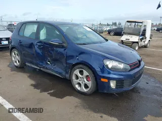 2010 Volkswagen GTI Autobahn с VIN WVWHD7AJ6AW315973, выставлен на аукционе IAAI как лот 41898330 с пробегом 225 529 миль миль и . История ставок и продаж доступна на DreamBid. Изображение 1.