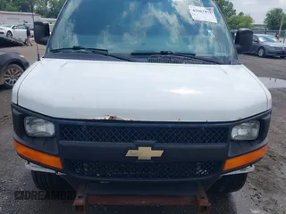 2017 Chevrolet Express Cargo with VIN 1GCWGAFF8H1117371, listed as a IAAI auction lot 42663473 with 260,445 mi miles and . Bid and sale history available at DreamBid. Image 10.